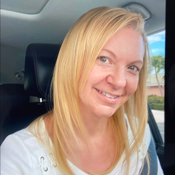 Meet your Posher, Shelly - Picture 1 of 1